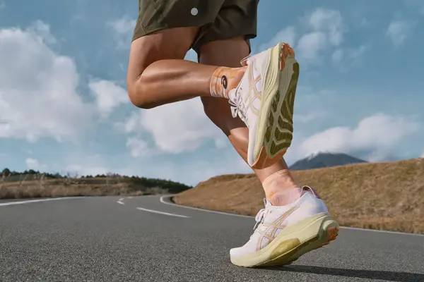 Chaussures de running asics kAYANO 32