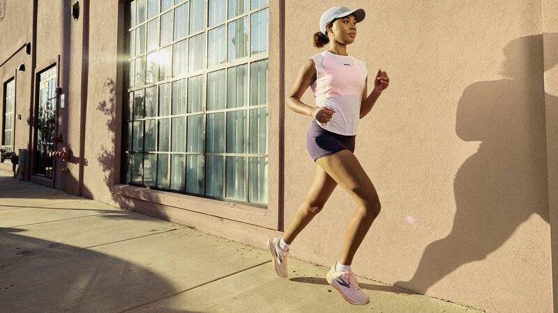 Brooks Ghost 18