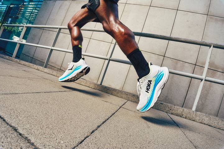 Hoka Clifton 11 running shoes