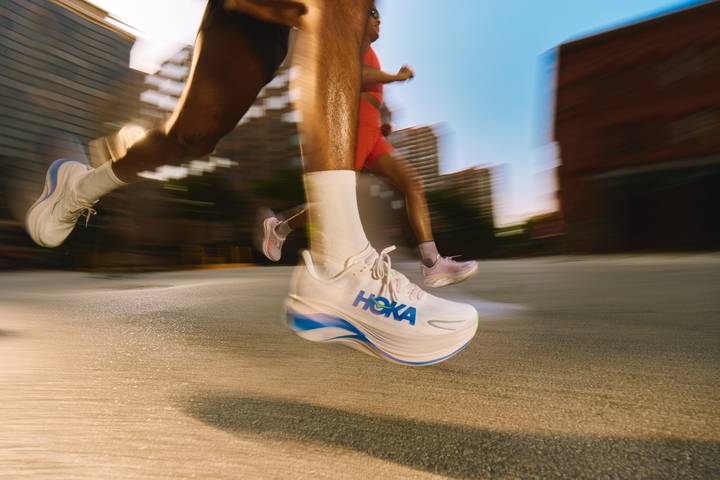 Pourquoi choisir la Hoka Skyward X2 ?