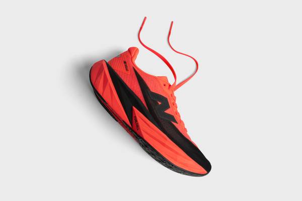 Chaussures de running New Balace FuelCell Rebel V5