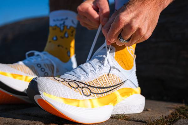 Chaussures de running Saucony Endorphin Elite 2