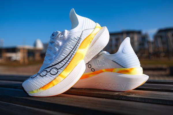 Chaussures de course Saucony Endorphin Elite 2